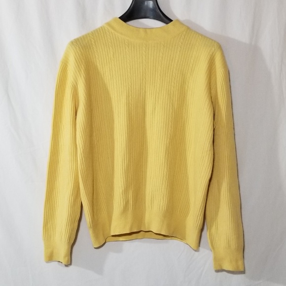SOLD Vintage cashmere soft yellow sweater - Picture 1 of 6